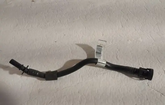 BMW 7 G11 G12 Vacuum line/pipe/hose 8605130