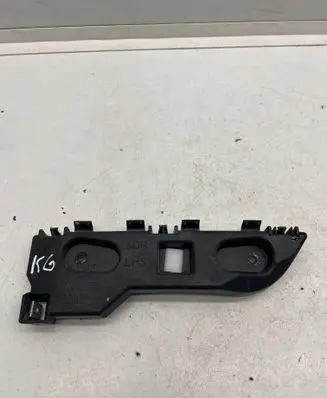 Rear bumper mounting bracket