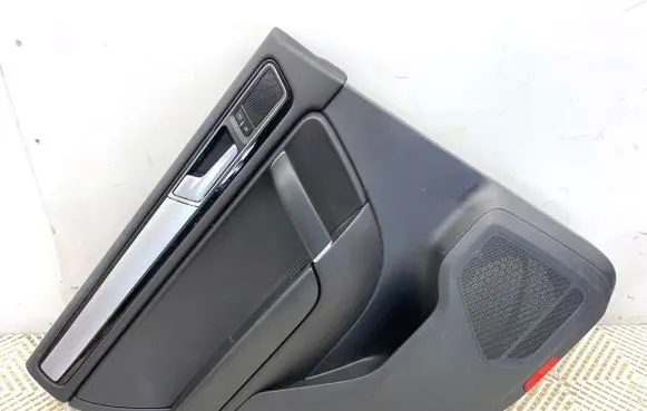 Volkswagen Touareg II Rear door card panel trim 