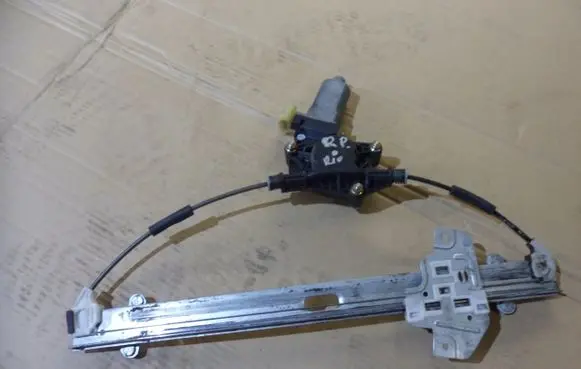 KIA Rio Front door window regulator with motor