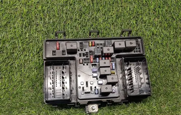 Ford Fusion II Power management control unit FG9T14A067BD