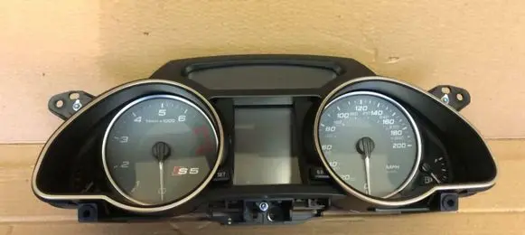 Audi S5 Speedometer (instrument cluster) 8T0920982N