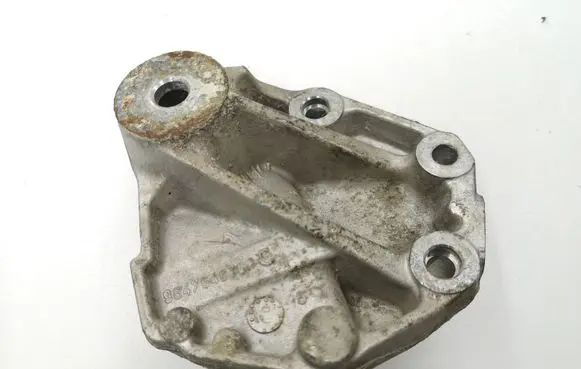Citroen C5 Engine mounting bracket 9647646380