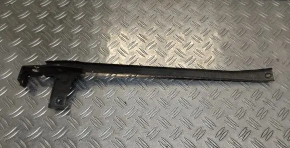 Radiator support slam panel bracket