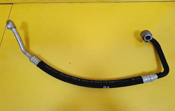 Air conditioning (A/C) pipe/hose