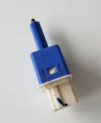 Honda HR-V Brake pedal sensor switch M49351 R2ST0P