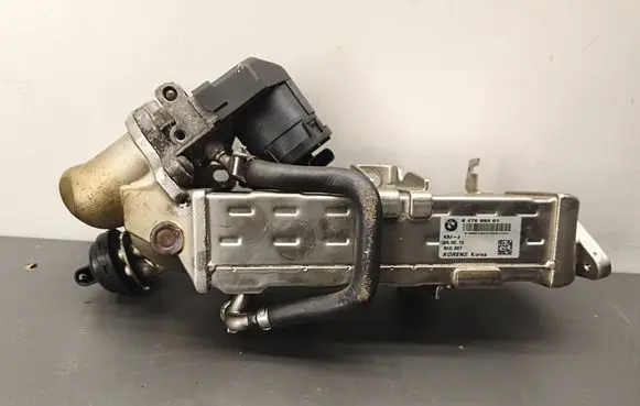 BMW 5 F10 F11 EGR valve cooler 8476993
