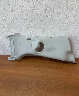 Land Rover Discovery 5 (B) pillar trim (top) HY3224396AAW 746