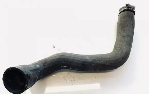 Chrysler Crossfire Engine coolant pipe/hose
