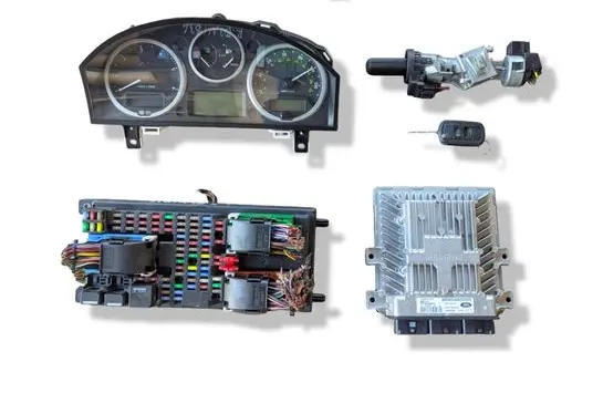 Land Rover Discovery 3 - LR3 Engine ECU kit and lock set 5WS40405ET NNW507860