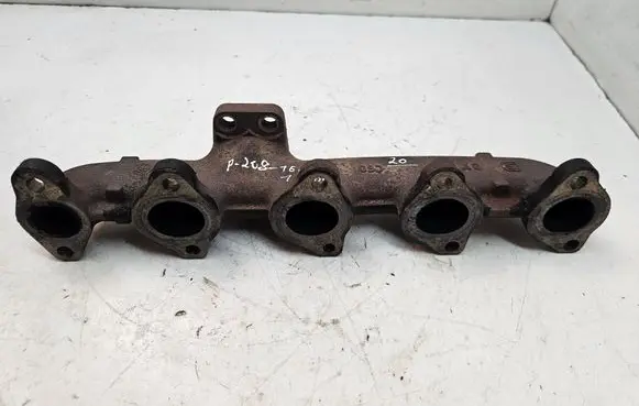 Peugeot 208 Exhaust manifold