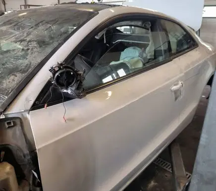 Audi A5 8T 8F Front door LY9C