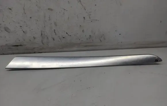 Audi A6 S6 C6 4F Front door trim bar 4F0867409A 4F0867409