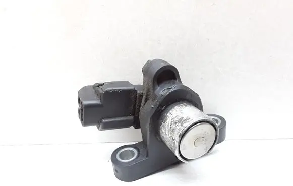Volvo V70 Crankshaft position sensor 30637803