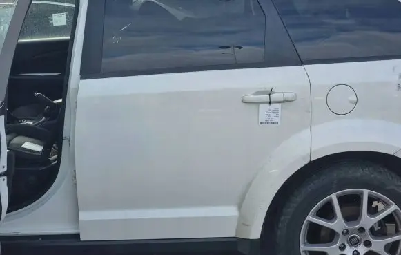 Fiat Freemont Rear door
