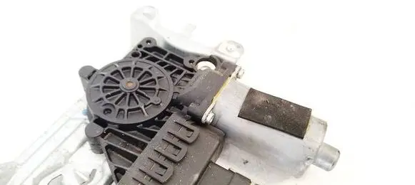 Opel Zafira B Front door window regulator motor 994886101