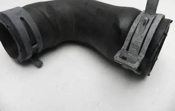 Mercedes-Benz C AMG W204 Air intake hose/pipe A6512031482 MB1056
