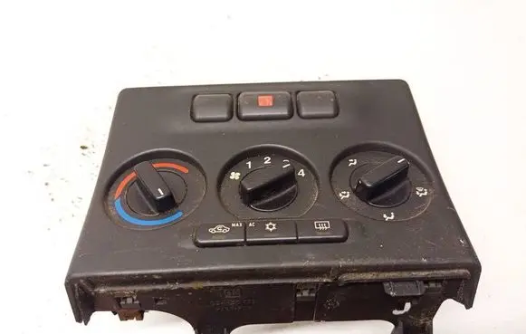 Opel Zafira A Climate control unit 024420732