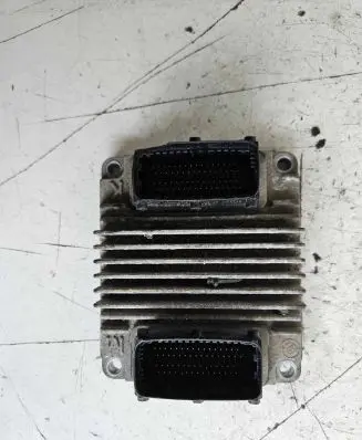 Opel Combo C Engine control unit/module 12214079 8973003261