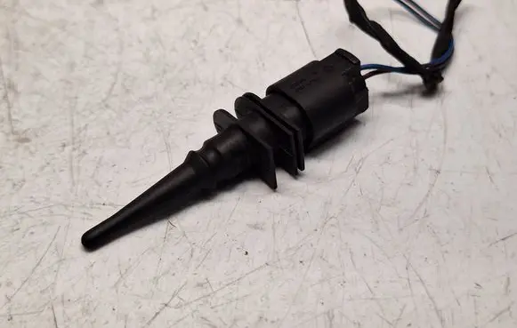 BMW 3 F30 F35 F31 Outside/exterior temperature sensor 65816936953