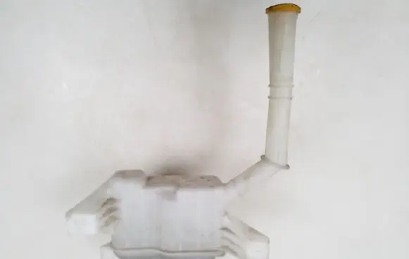 Mazda 6 Windshield washer fluid reservoir/tank GS1E67480