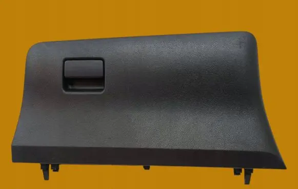 Toyota Yaris Glove box