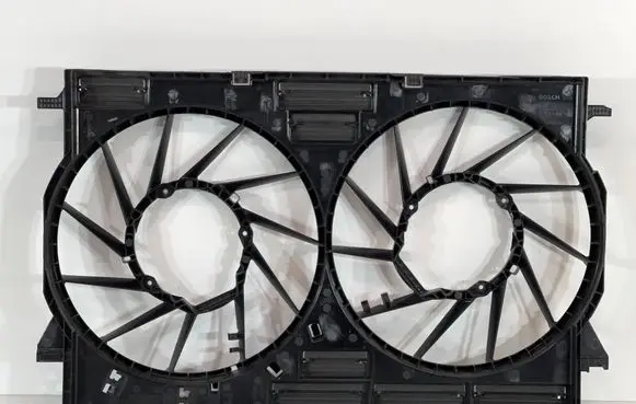 Audi Q7 4M Radiator set 0130707411 8W0121003D