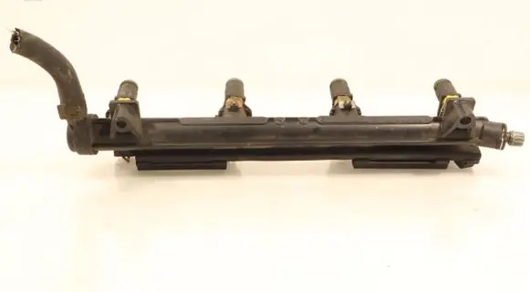 Volkswagen Polo IV 9N3 Fuel main line pipe 036133319