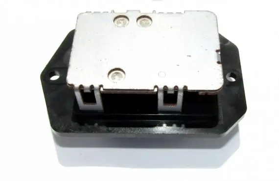 Suzuki SX4 Heater blower fan relay 