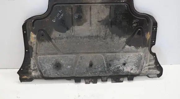 Skoda Octavia Mk3 (5E) Engine splash shield/under tray 5Q0825236ACR 5Q0825236