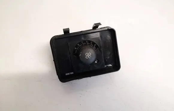 Volvo XC90 Air conditioning (A/C) switch 39979219