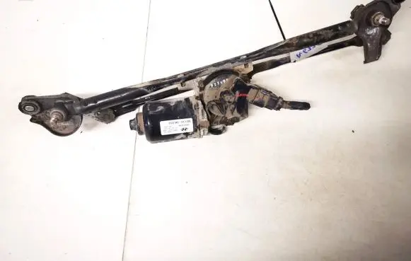 Hyundai Sonata Front wiper linkage and motor