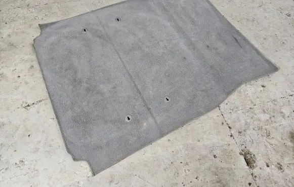 BMW 7 E38 Trunk/boot mat liner 8208359