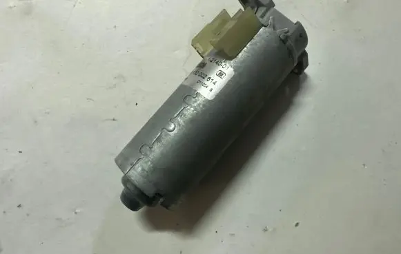 BMW X5 E70 Seat adjustment motor 0130002614