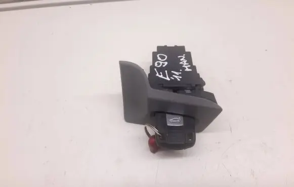 BMW 3 E90 E91 Ignition lock 6954720 10862510
