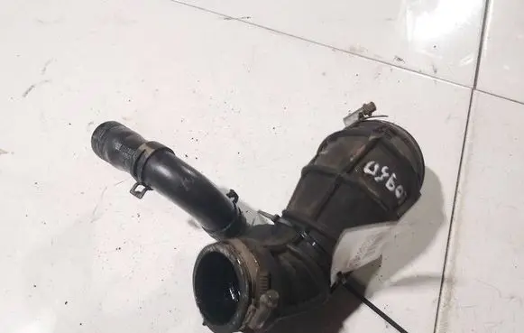 Opel Zafira A Air intake hose/pipe 