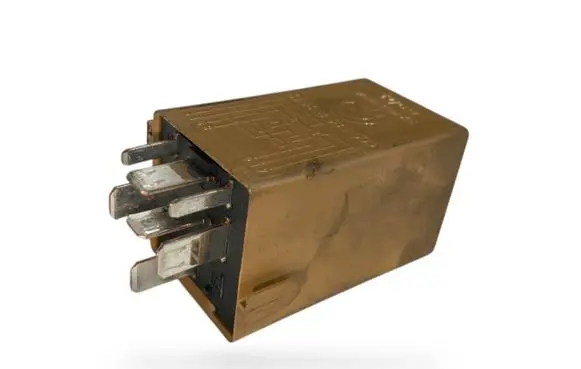 BMW X5 E53 Window wiper relay 8384505 61368384505