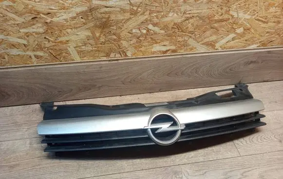 Opel Astra G Front grill 13108463 461088395 13149466
