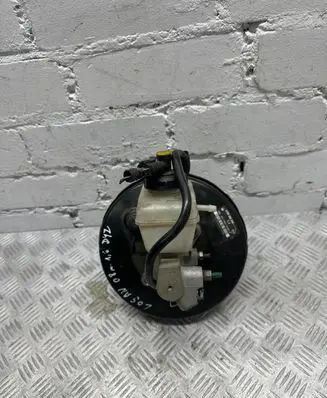 Brake fluid reservoir