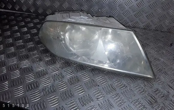 Skoda Octavia Mk2 (1Z) Headlight/headlamp