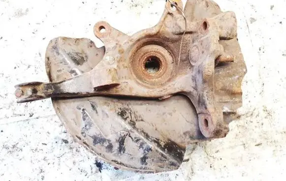 BMW X5 E53 Front wheel hub 6761576c bmw6761576c