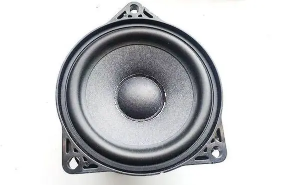Tesla Model Y Front door speaker 1079742-00-c 1498215-00-a
