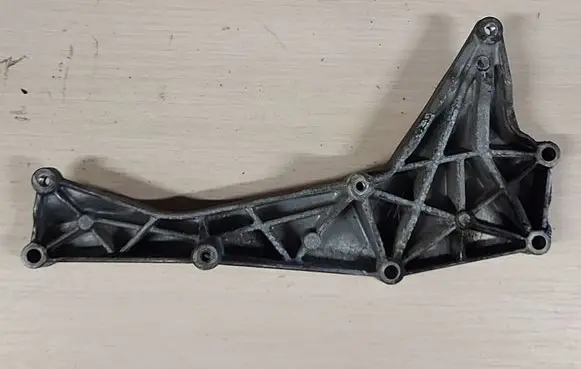 Audi A4 S4 B8 8K EGR valve cooler bracket 03L131159