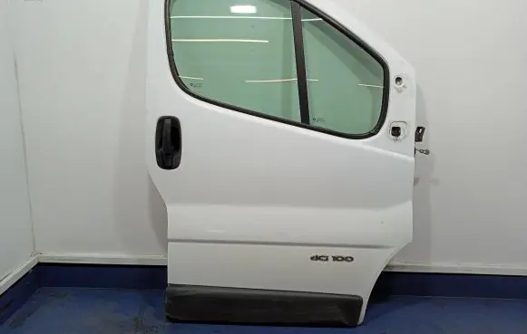 Renault Trafic II (X83) Front door