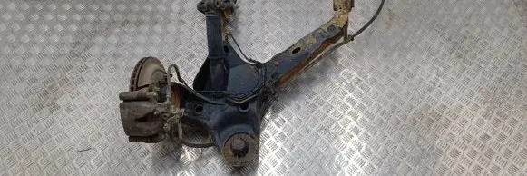 Rear wheel hub spindle/knuckle