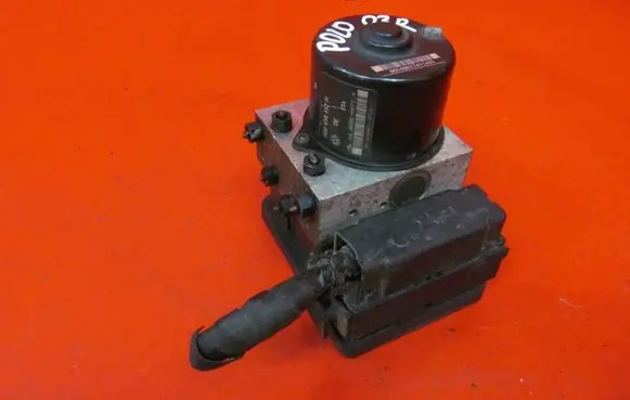 Volkswagen Polo ABS Pump 6Q0614117H 6Q0907379L
