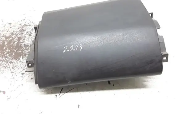 Nissan X-Trail T30 Glove box