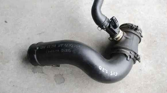 Mazda CX-5 Air intake hose/pipe SH0113231