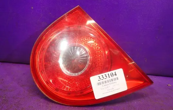 Volkswagen Golf V Rear/tail lights 1K6945093G