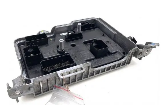 Tesla Model Y Central body control module 158399110D